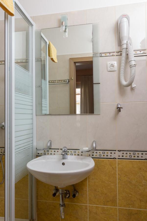 Villa Alesa Tučepi Kültér fotó
