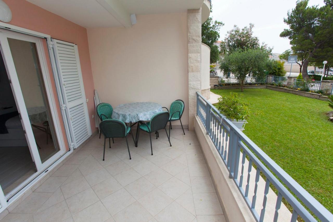 Villa Alesa Tučepi Kültér fotó